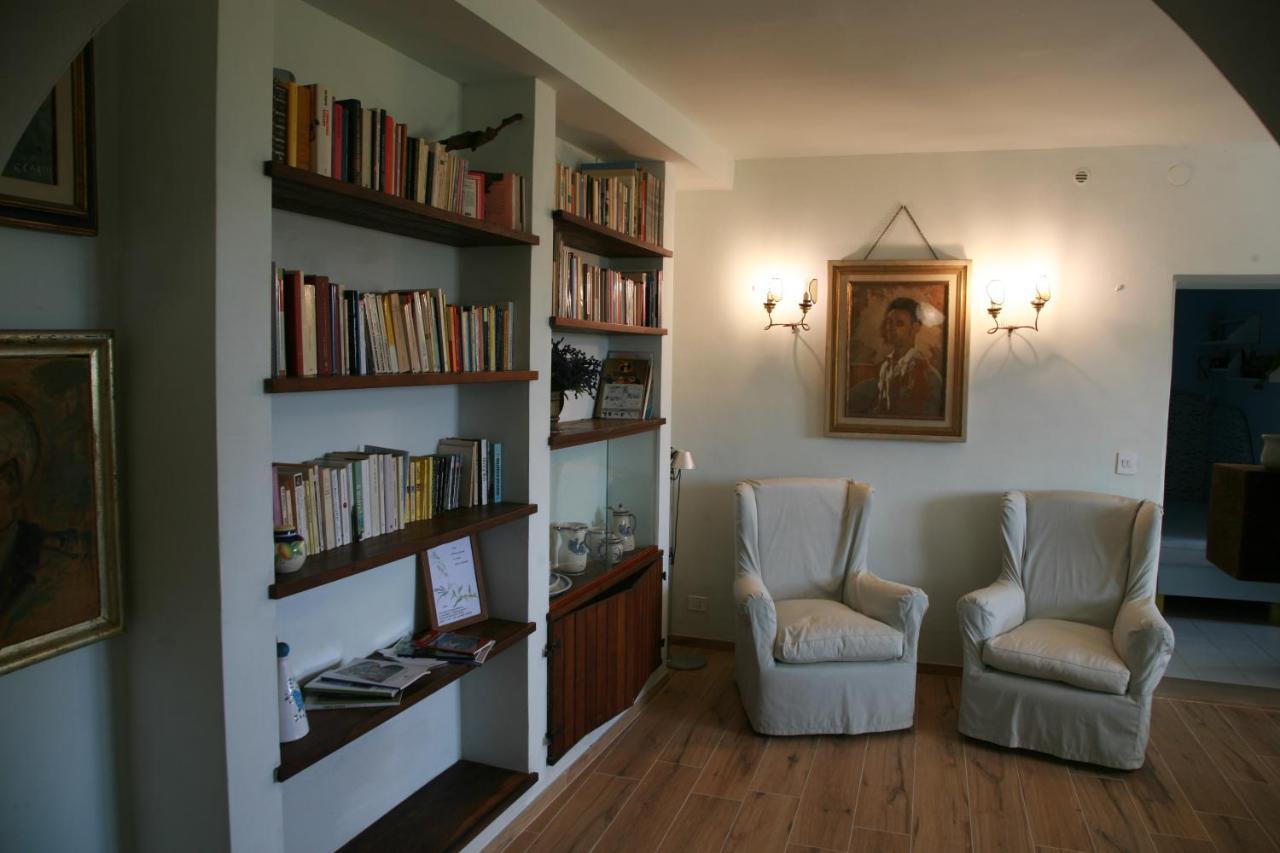 Bed And Breakfast Il Governatore Urbino Luaran gambar