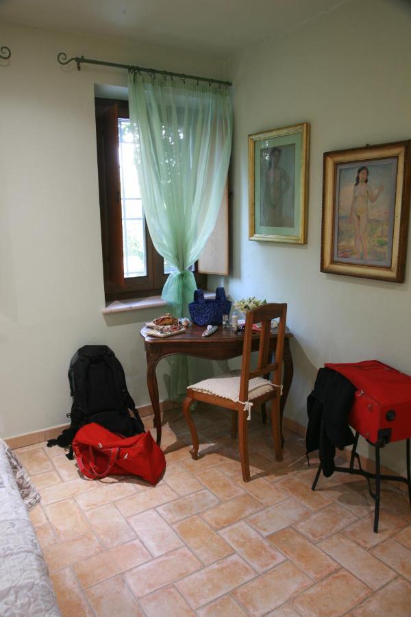 Bed And Breakfast Il Governatore Urbino Luaran gambar