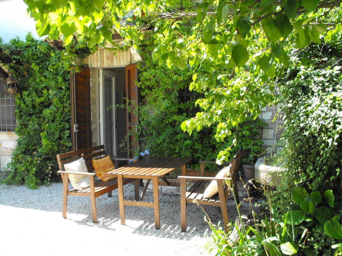 Bed And Breakfast Il Governatore Urbino Luaran gambar